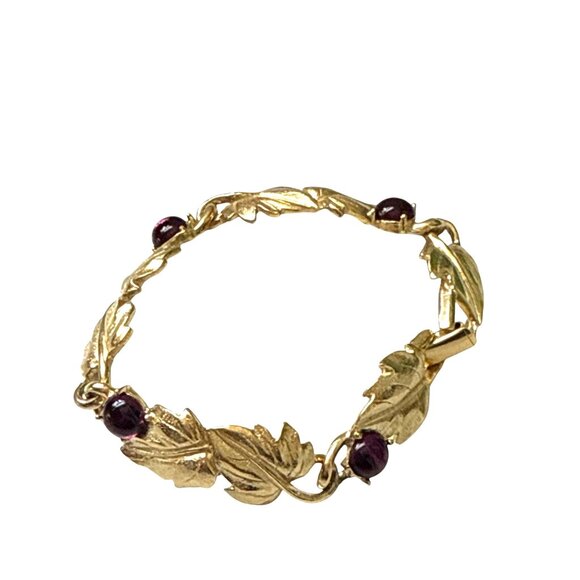 Trifari Gold Tone Leaf Link Bracelet with Purple Rhinestones Vintage Jewelry - Picture 6 of 9
